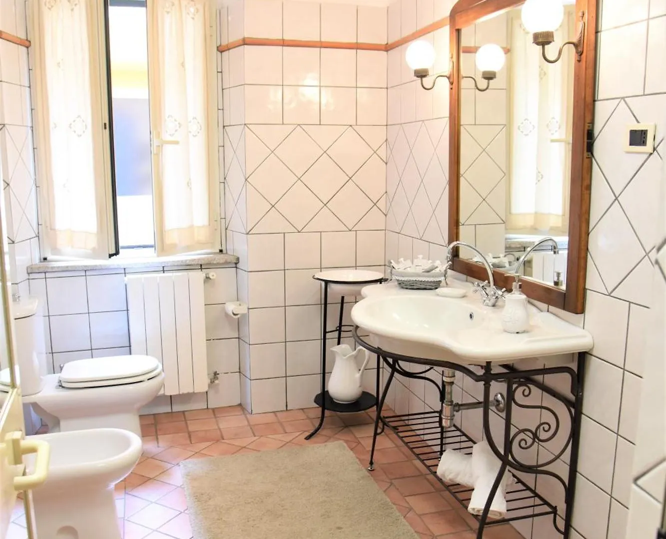 فيلا Casa Anita - Centro Storico Con Vista Mare لا ماداّلينا 0*,  إيطاليا